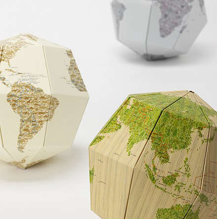 Geo-grafia Paper Globe