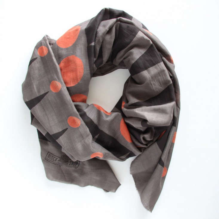 Zipper Scarf – Charcoal